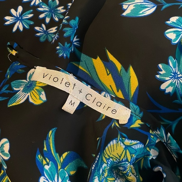 Violet and Claire shell top, cobalt, blue and yellow floral print on black. - Picture 4 of 6